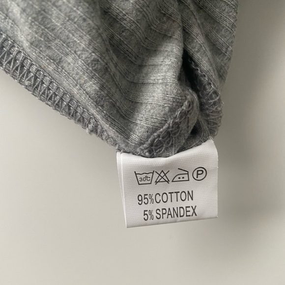 New ROMWE Gray Wrap Crop Top! - Picture 4 of 5